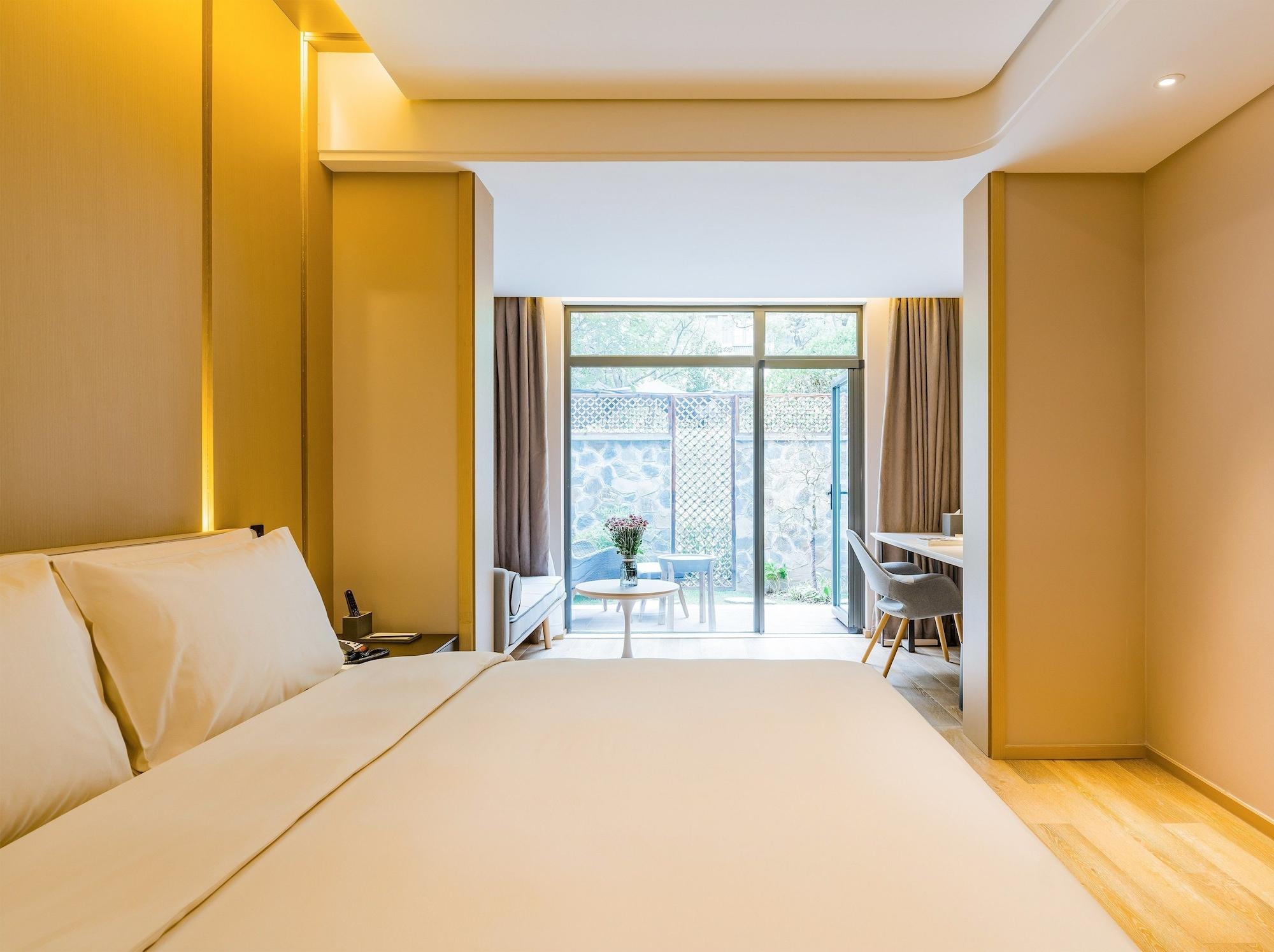 Shanghai Rongju Hotel Lujiazui Hotel Zewnętrze zdjęcie