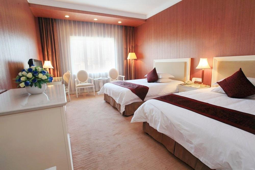 Shanghai Rongju Hotel Lujiazui Hotel Zewnętrze zdjęcie