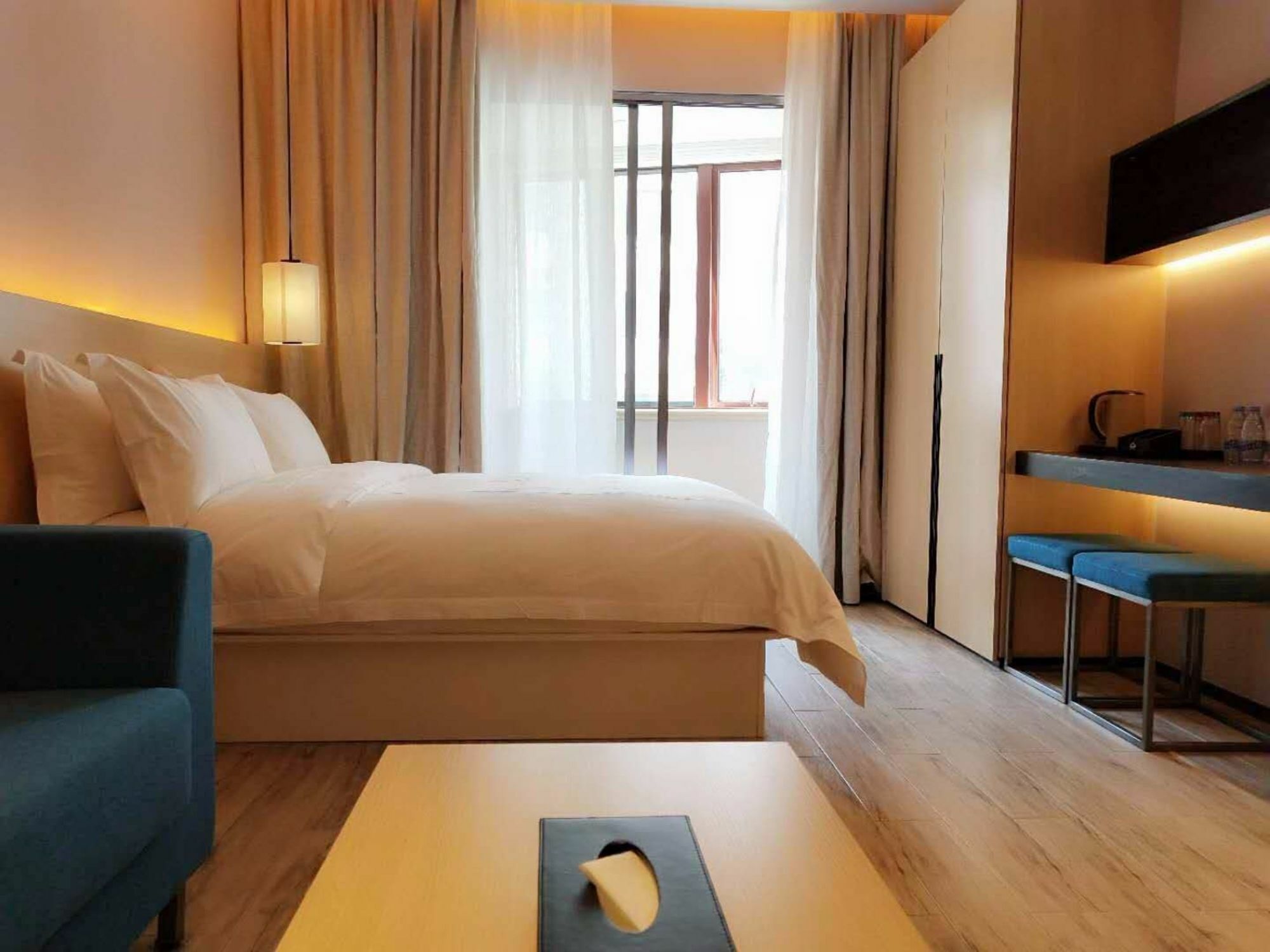 Shanghai Rongju Hotel Lujiazui Hotel Zewnętrze zdjęcie